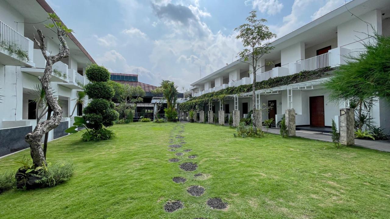 Lpp Convention Hotel Demangan Pakualaman Exteriér fotografie